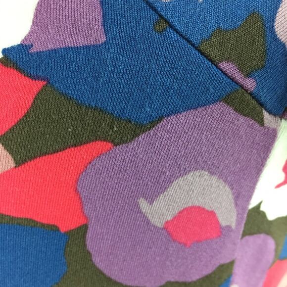 Boden Purple Blue Pink  Floral Knit Short Sleeve Dress size 6 - Picture 4 of 9